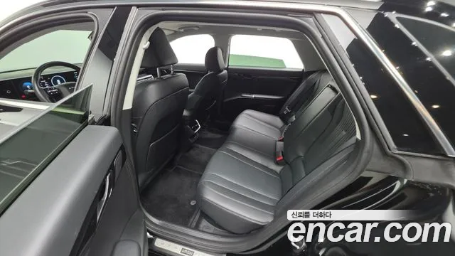 Hyundai Grandeur GN7 — Фото автомобиля 16