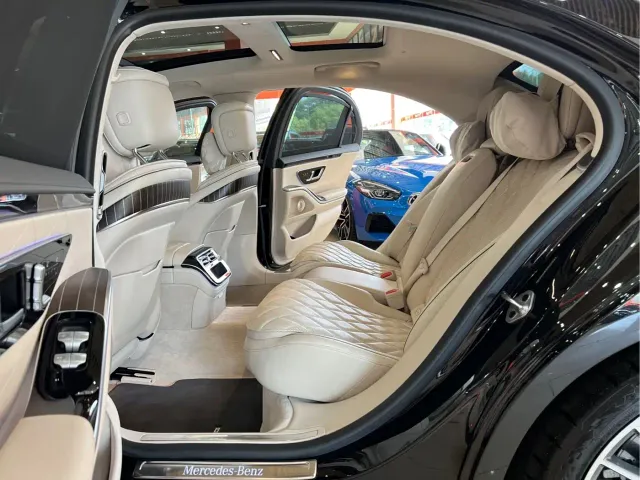 Mercedes-Benz S-Class — Фото автомобиля 8