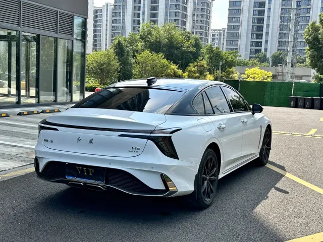 Hongqi H6 — Фото автомобиля 10