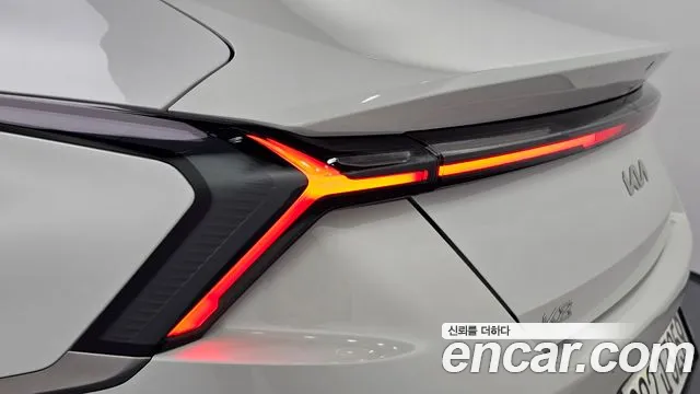 Kia K8 (New) Hybrid — Фото автомобиля 8