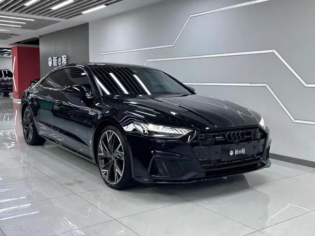 Audi A7L — Фото автомобиля 3
