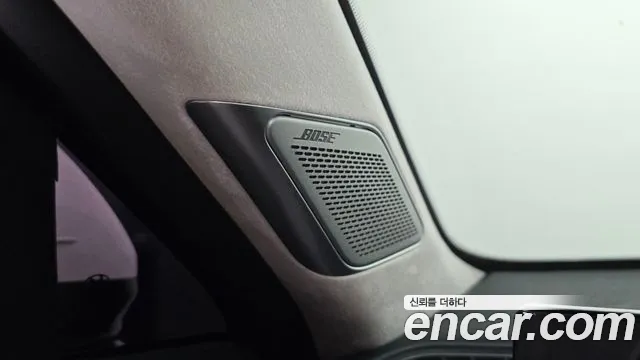 Hyundai Grandeur GN7 — Фото автомобиля 30