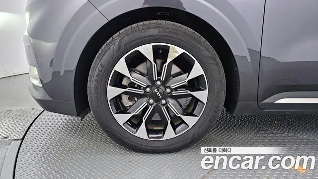 Kia Canival Carnival 4 поколение 7 мест Noblesse — Фото автомобиля 5