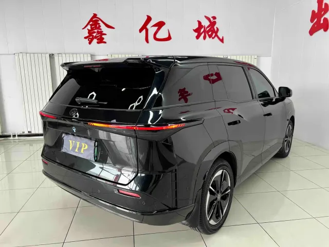 Toyota BoZhi 3X — Фото автомобиля 4