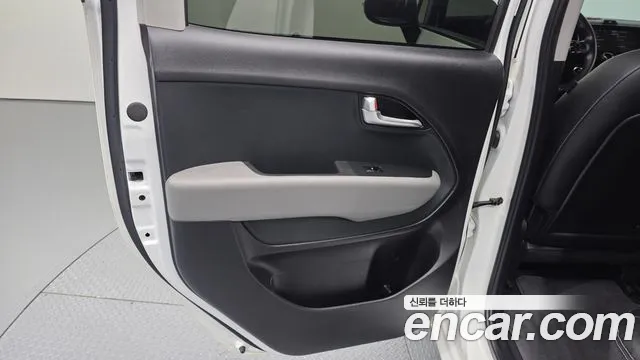 Kia RAY Новый Kia Ray Signature — Фото автомобиля 25