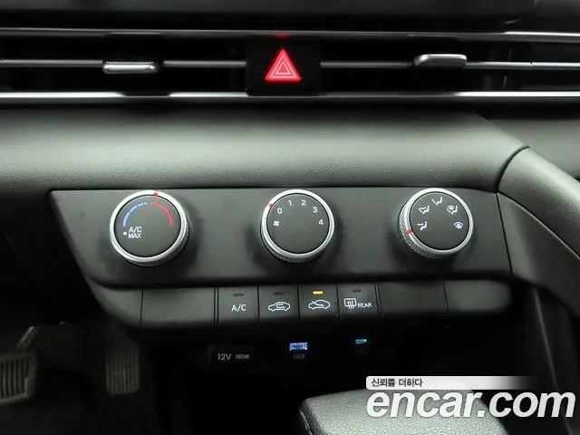 Hyundai Avante CN7 — Фото автомобиля 9