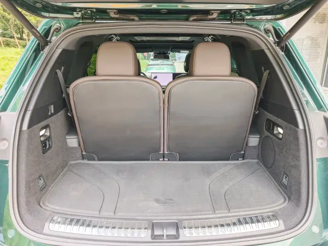 Li Auto L8 — Фото автомобиля 6