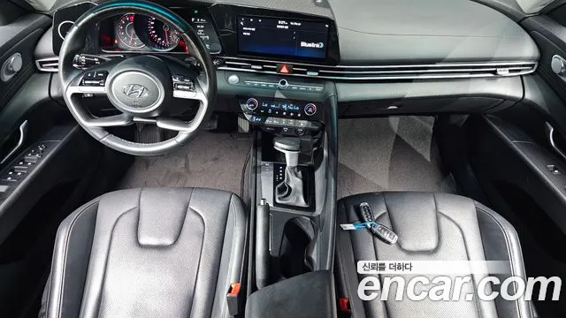 Hyundai Avante CN7 — Фото автомобиля 7