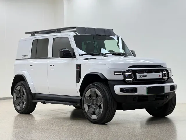 iCAR V23 — Фото автомобиля 4