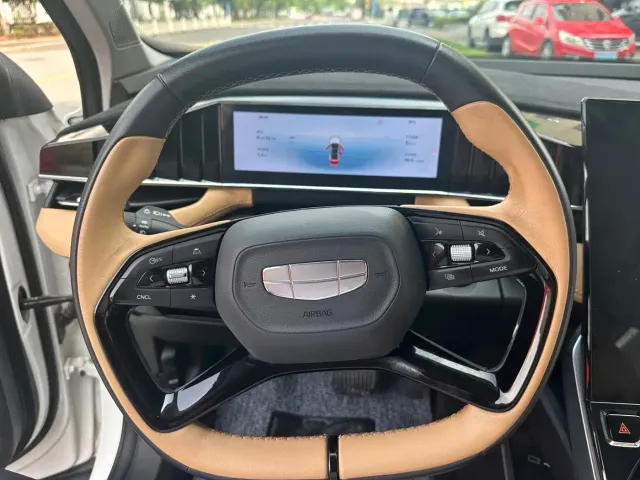 Geely Boyue L — Фото автомобиля 12