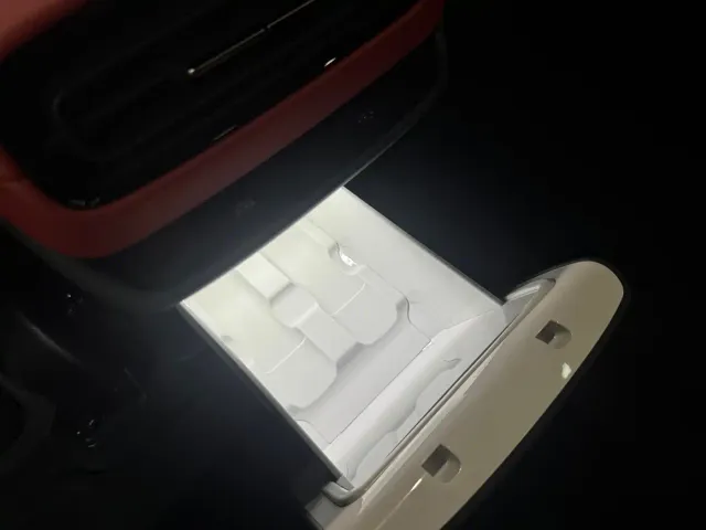 Xiaomi SU7 — Фото автомобиля 8