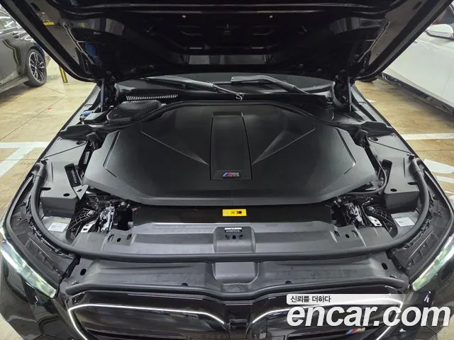 BMW i5 — Фото автомобиля 6