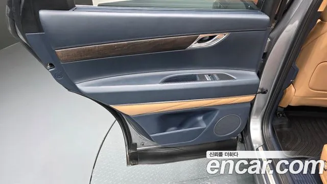 Genesis GV80 — Фото автомобиля 14
