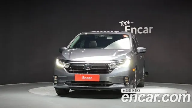 Honda Odyssey — Фото автомобиля 3