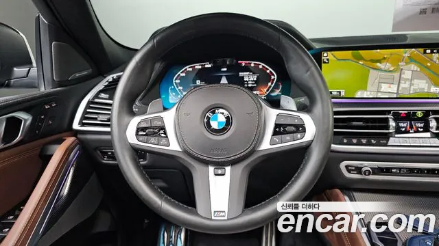 BMW X6 xDrive40i M Sport — Фото автомобиля 11