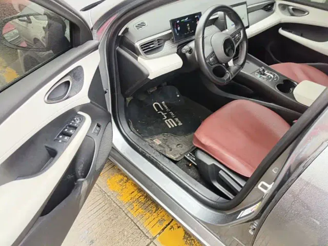 BYD Seal 05 DM-i — Фото автомобиля 15