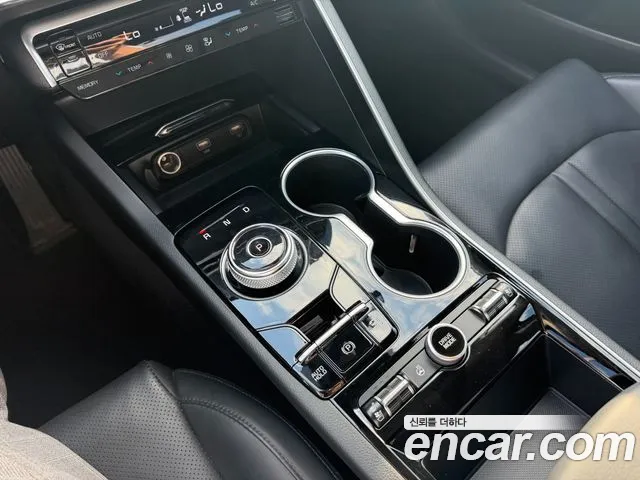 Kia K5 Generation 3 — Фото автомобиля 8