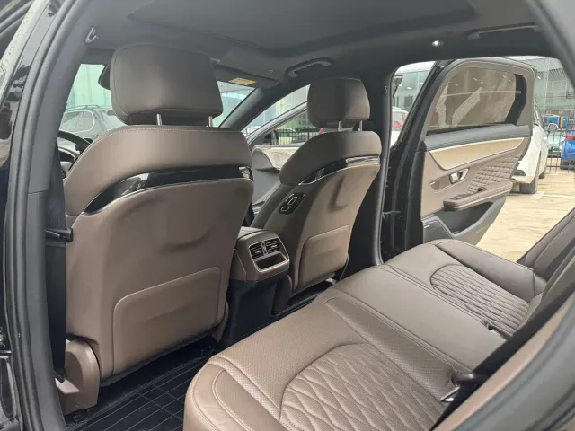 BYD Han — Фото автомобиля 5