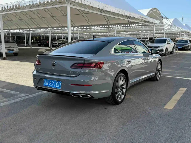 Volkswagen CC — Фото автомобиля 9