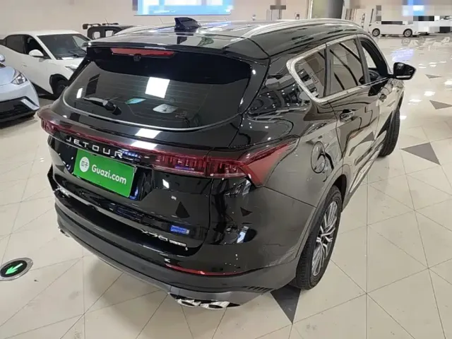 Jetour X70 Plus — Фото автомобиля 6