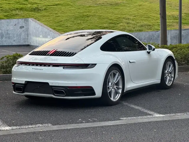 Porsche 911 — Фото автомобиля 7