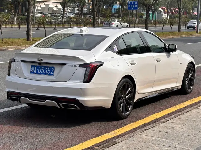 Cadillac CT5 — Фото автомобиля 8