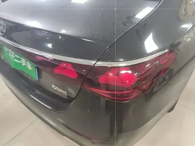 Mercedes-Benz E-Class — Фото автомобиля 7