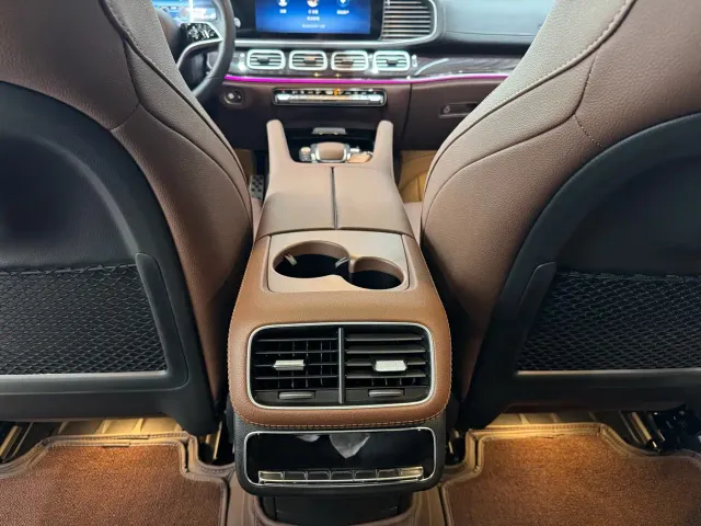 Mercedes-Benz GLE-Class — Фото автомобиля 11