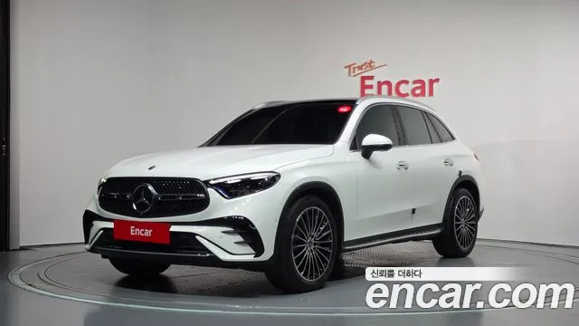 Фотография автомобиля — Mercedes-Benz GLC-Class