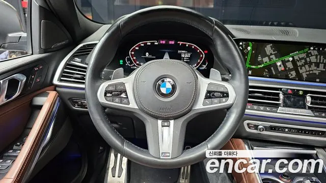 BMW X6 xDrive40i M Sport — Фото автомобиля 13