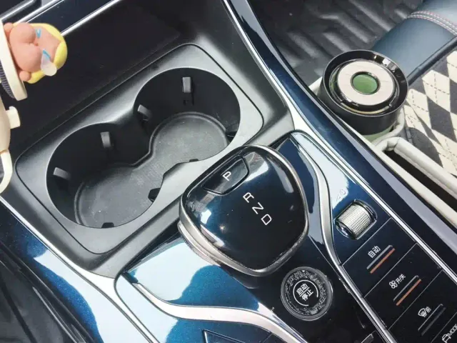 BYD Qin PLUS — Фото автомобиля 10