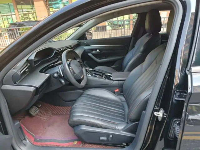 Peugeot 508 — Фото автомобиля 9
