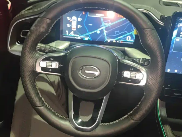 GAC Trumpchi GS8 — Фото автомобиля 15