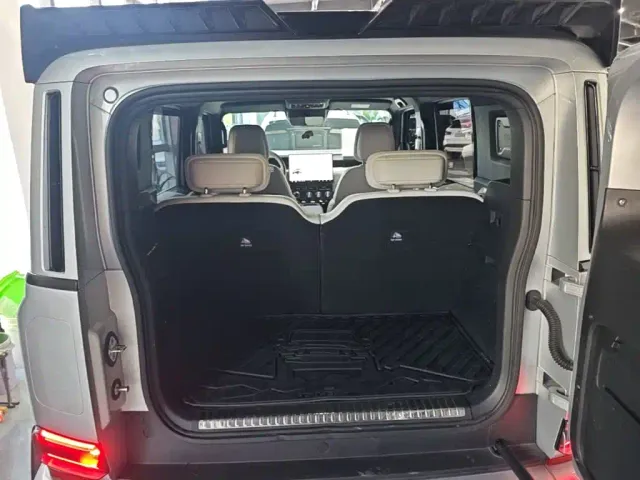 iCAR V23 — Фото автомобиля 18