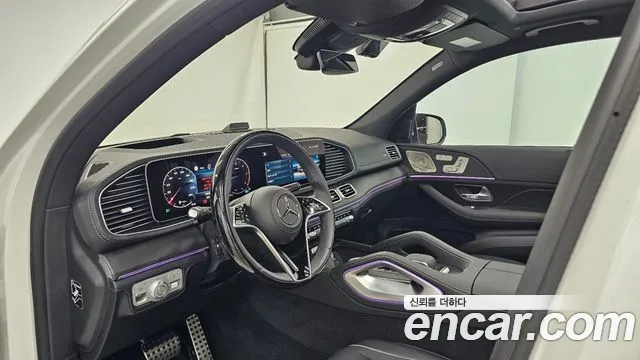 Mercedes-Benz GLS-Class — Фото автомобиля 10