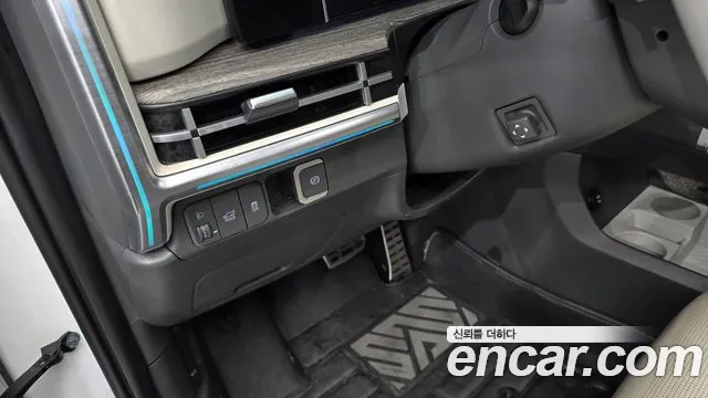 Hyundai Santa Fe MX5 — Фото автомобиля 20