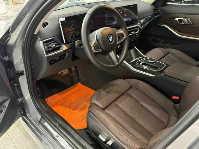 BMW 3 Series — Фото автомобиля 10