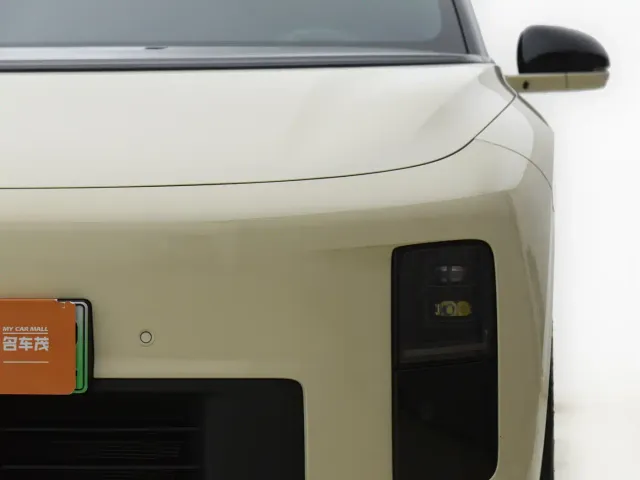 Li Auto i6 — Фото автомобиля 4