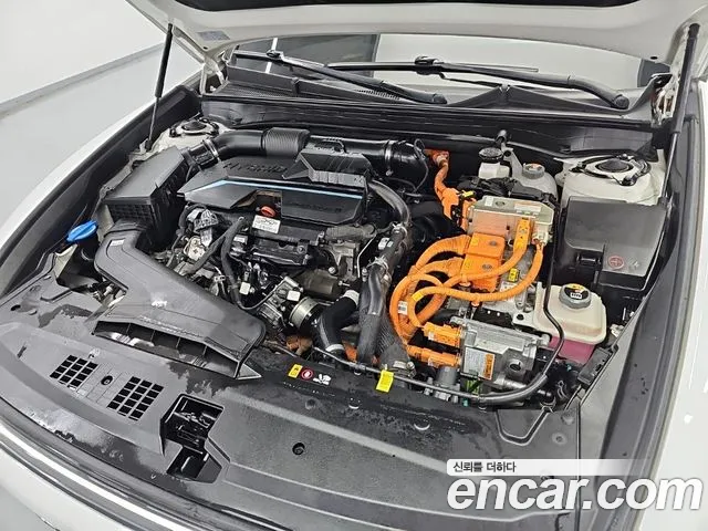 Hyundai Grandeur GN7 — Фото автомобиля 5