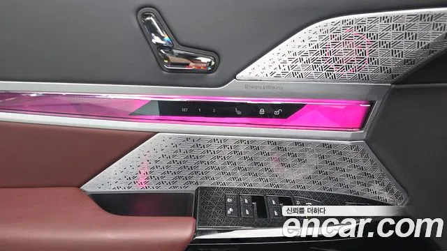 BMW i7 G70 — Фото автомобиля 28
