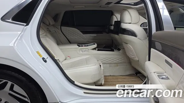 Genesis G90 RS4 — Фото автомобиля 17