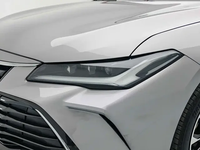 Toyota Avalon — Фото автомобиля 19