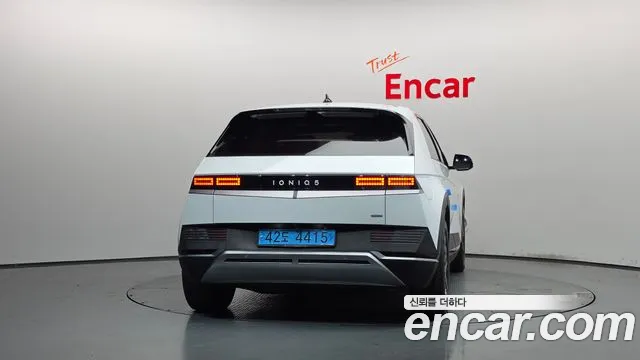 Hyundai Ioniq 5 — Фото автомобиля 4