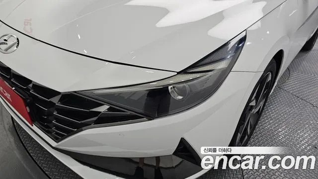 Hyundai AVANTE Modern — Фото автомобиля 22