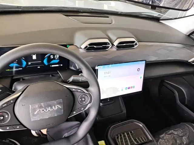 Dongfeng SKY EV01 — Фото автомобиля 5