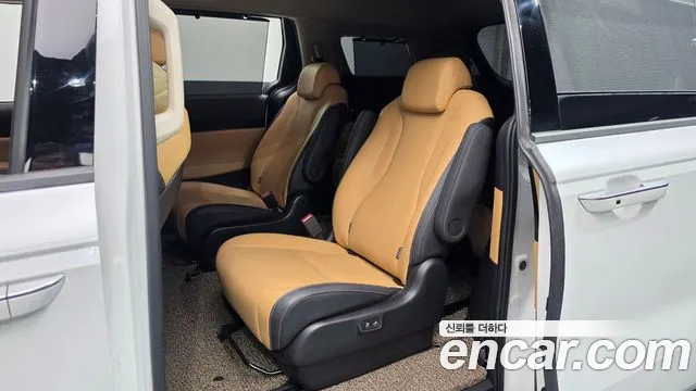 Kia Carnival 4th Gen — Фото автомобиля 17