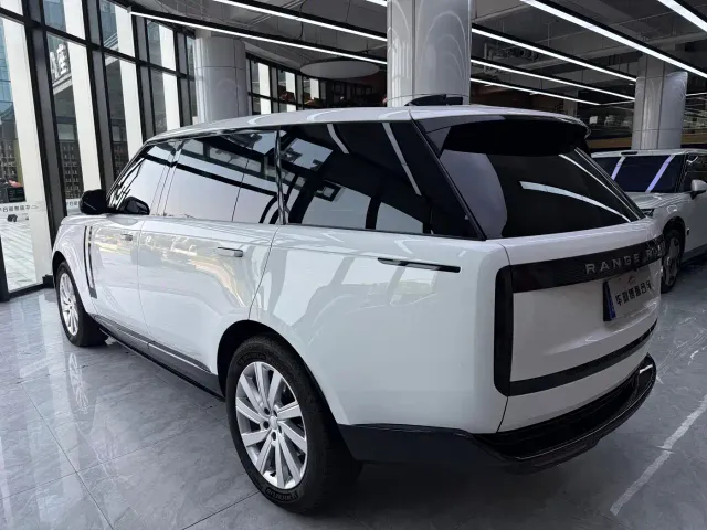 Land Rover Range Rover — Фото автомобиля 20