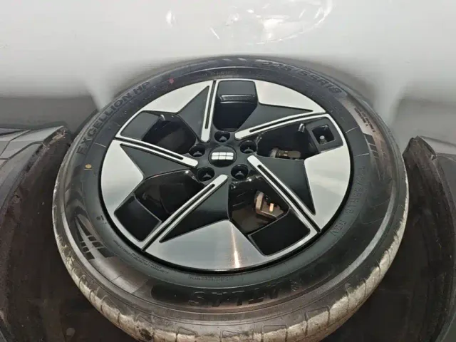 Geely Galaxy E5 — Фото автомобиля 22