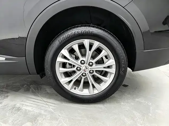 Buick Envision Plus — Фото автомобиля 10