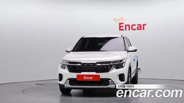 Kia Seltos Новый Seltos Бензин 2.0 2WD — Фото автомобиля 3